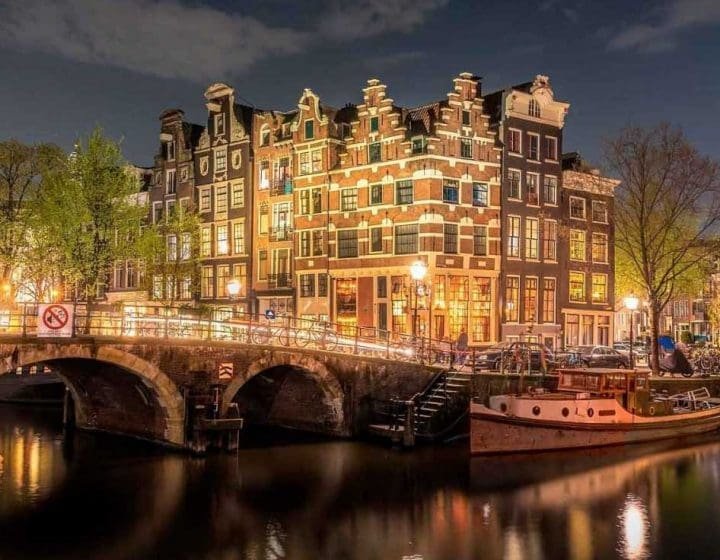 viaje a Amsterdam en el puente de diciembre